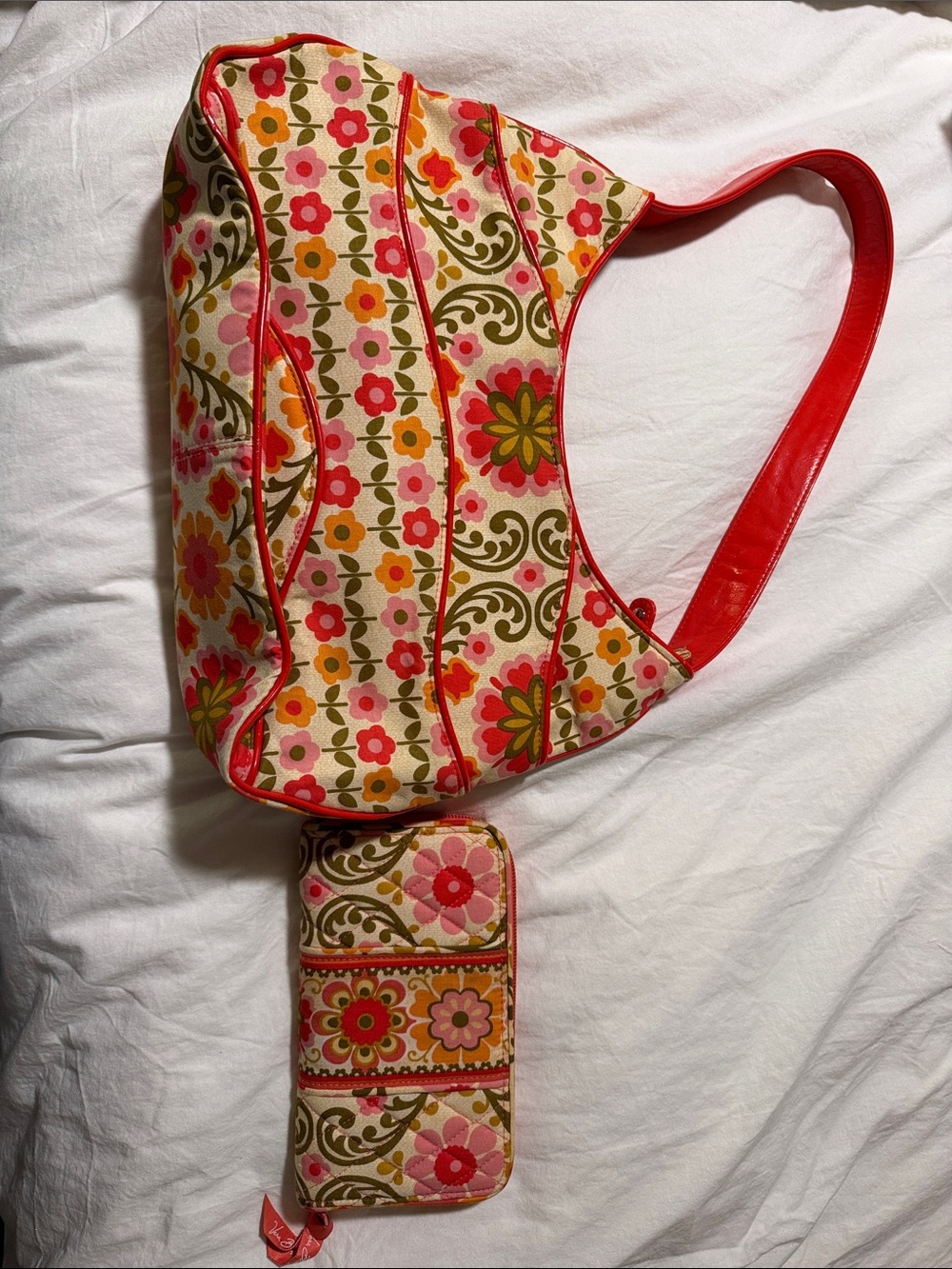 Vera Bradley Pink & Green Floral Shoulder Bag with Wallet - Picture 2 of 4